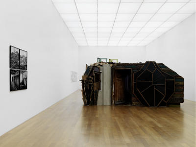 Rob Voerman / Robert Smithson Ausstellungsansicht, Kunstmuseum Liechtenstein