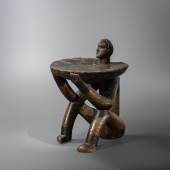 Lot 41 An important Songo throne "mbenza ya ngana" Angola Schätzpreis 8.000 € - 10.000 €