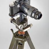 Leica IIIc Rundbildkamera E2, Nr. 391481, ca. 1944 Startpreis: 50.000 EUR Schätzpreis: 80.000 - 120.000 EUR Ergebnis: 240.000 Euro