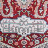 Seiden-Gebetsteppich, wohl Persien, signiert, ca. 1 Mio.Knoten auf den qm, ca. 126x81cm, ca. 20-30 Jahre alt