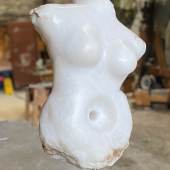 Artwork / Photo credit: Danielle Creme: Torso I / white alabaster on serpentine stand, 66x24x11 cm, 66kg, 2023 Courtesy of Danielle Creme, Horgen CH 