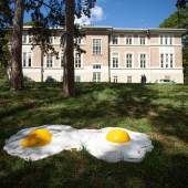 Gert Resinger SUNNY SIDE UP (COUPLE GOALS) Photocredits Parallel Vienna