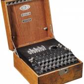 Los 4170, Chiffriermaschine "Enigma-K", Ausrufpreis: 50.000 €, Zuschlag: 115.000 € 