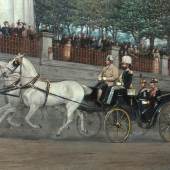 Kaiser Franz Joseph und König Alexander von Serbien in einer Leib-Victoria in Bad Ischl Berthold Dominik Lippay, 1891 Kunsthistorisches Museum Wien, Wagenburg, Inv.-Nr. Z 19