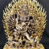 Yamatanka, Überwinder des Todes, tantrische Form des Avalokiteshvara und Shakti. Aufrufpreis:	3.000 EUR