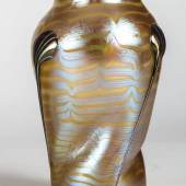 Los 746 Version 2, Vase "Opal Phänomen Gre 1/4, Tropfen metallrot mit Silber" Loetz Wwe., Klostermühle, 1901, 
