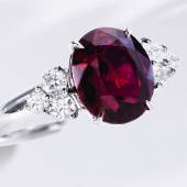 Lot 814 - Ruby and diamond ring- Fine Jewels Geneva 14 June 18