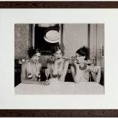 Marc Lagrange · Caviar Girls · 70 x 55 cm · Platinum Print · Edition 12