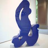  Galerie Stefan Vogdt  Rotraut (Rotraut Klein Moquay)  Rotraut – Music Note  2021  Painted aluminum  137 x 84 x 22