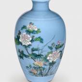 Tang Ying (1691–1756), Vase mit Hibiskus, Chrysantheme und Gedicht, China, Qing-Dynastie, Yongzheng-Ära (1723–1735), MK&G, Schenkung Harold und Ingeborg Hartog, Hamburg, Foto: MK&G/Jörg Arend